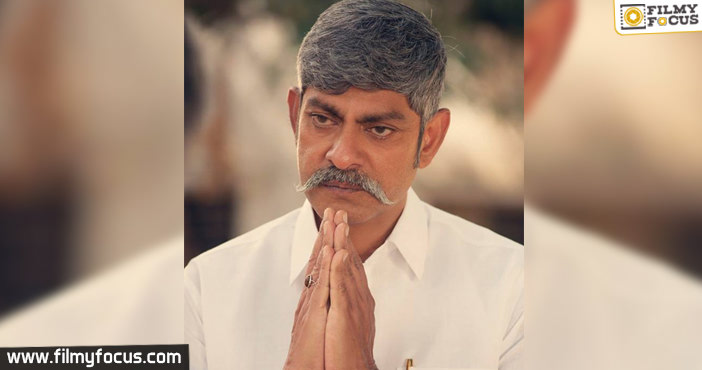 డాక్ట‌ర్ వై య‌స్ ఆర్ తండ్రి వై య‌స్ రాజారెడ్డి పాత్ర‌లో జ‌గ‌ప‌తిబాబు!