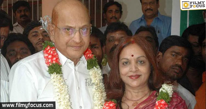 1krishna-and-vijayanirmala