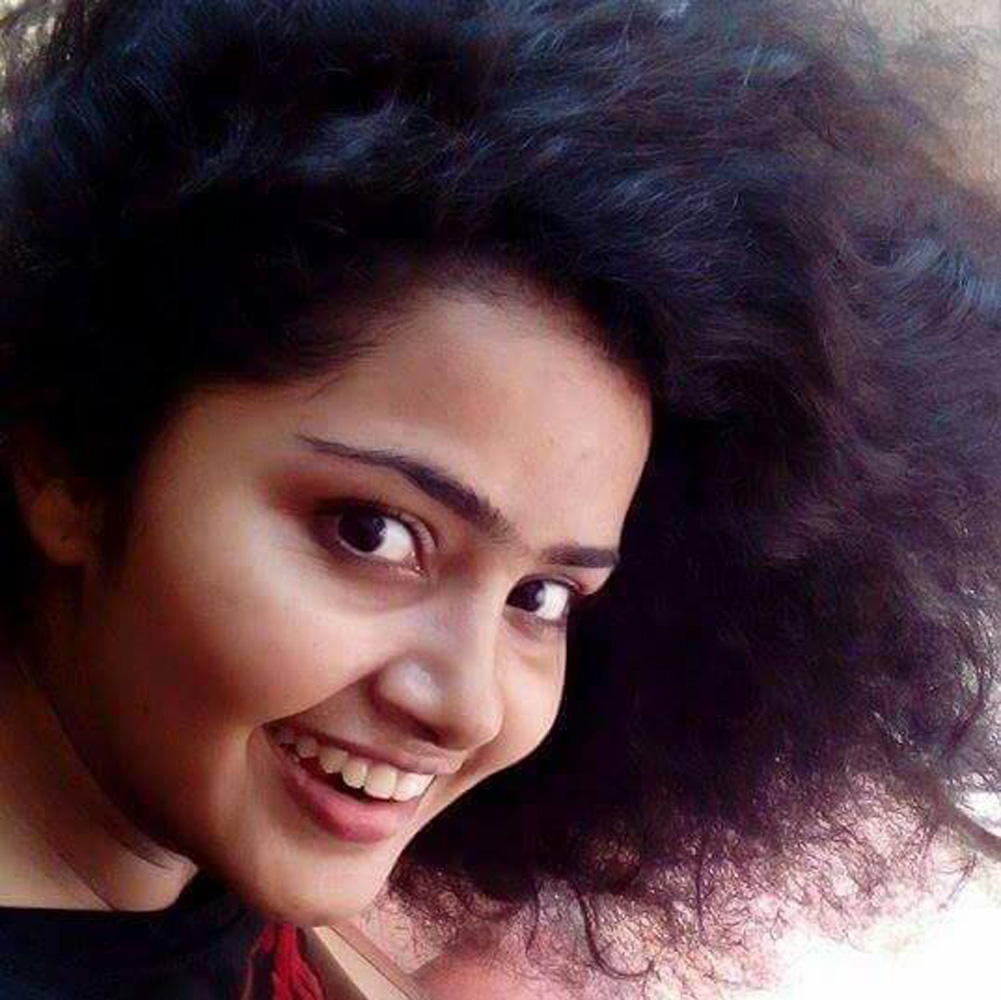 Anupama Parameswaran Stills-Images-Photos-Premam Actress