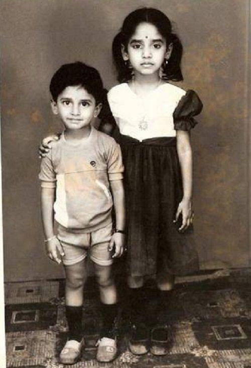 -nani-with-his-sister-childhood-pic