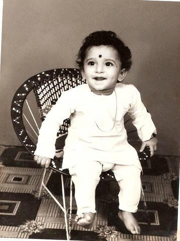 31-adorable-smiling-pic-of-nani-from-his-childhood