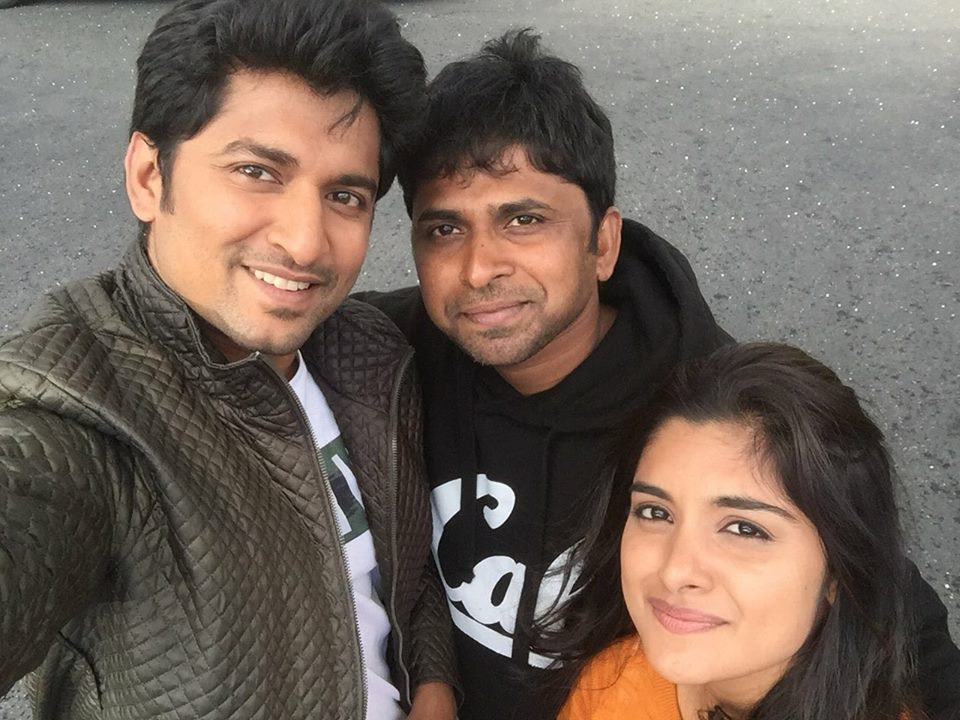 38-nani-with-nivetha-thomas-and-shiva-nirvana-during-ninnu-kori-shoot