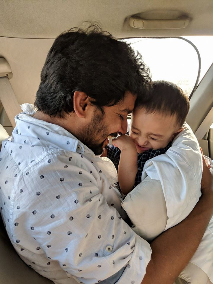 44-nani-with-his-son-arjun-on-his-1st-birthday-anniversary