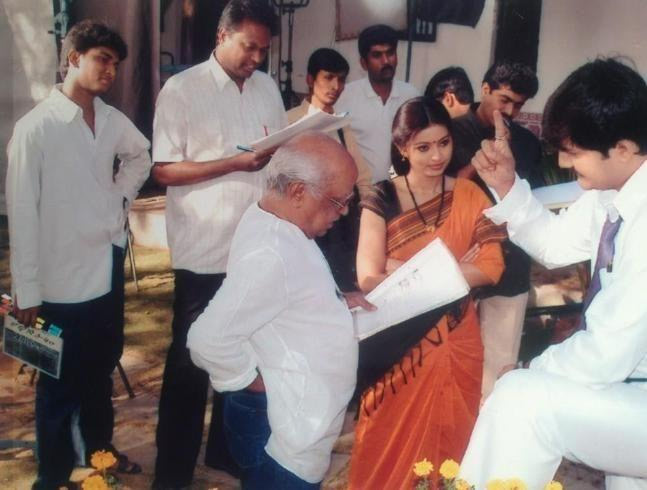 5-when-nani-worked-as-clap-assistant-with-bapu-garu-for-radha-gopalam-movie