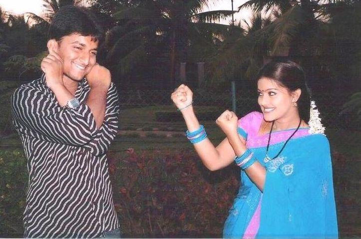 9-nani-with-heroine-sneha-during-radha-gopalam-shoot