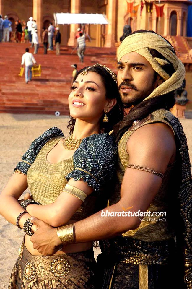 10-kajal-rare-pic-with-ramcharan-on-magadheera-movie-sets