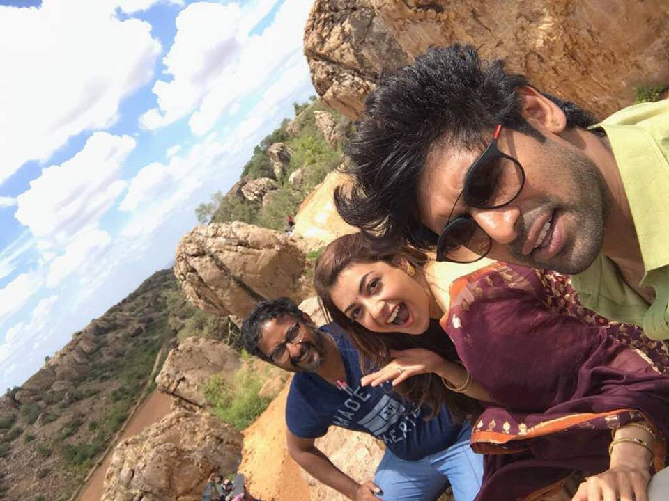 31-kajal-with-rana-and-director-teja