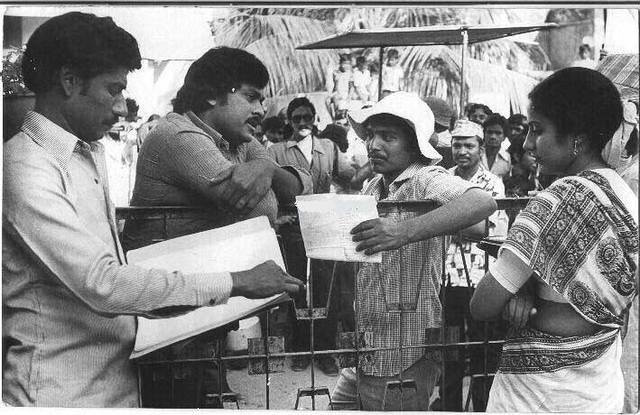 5chiranjeevi-rare-pic