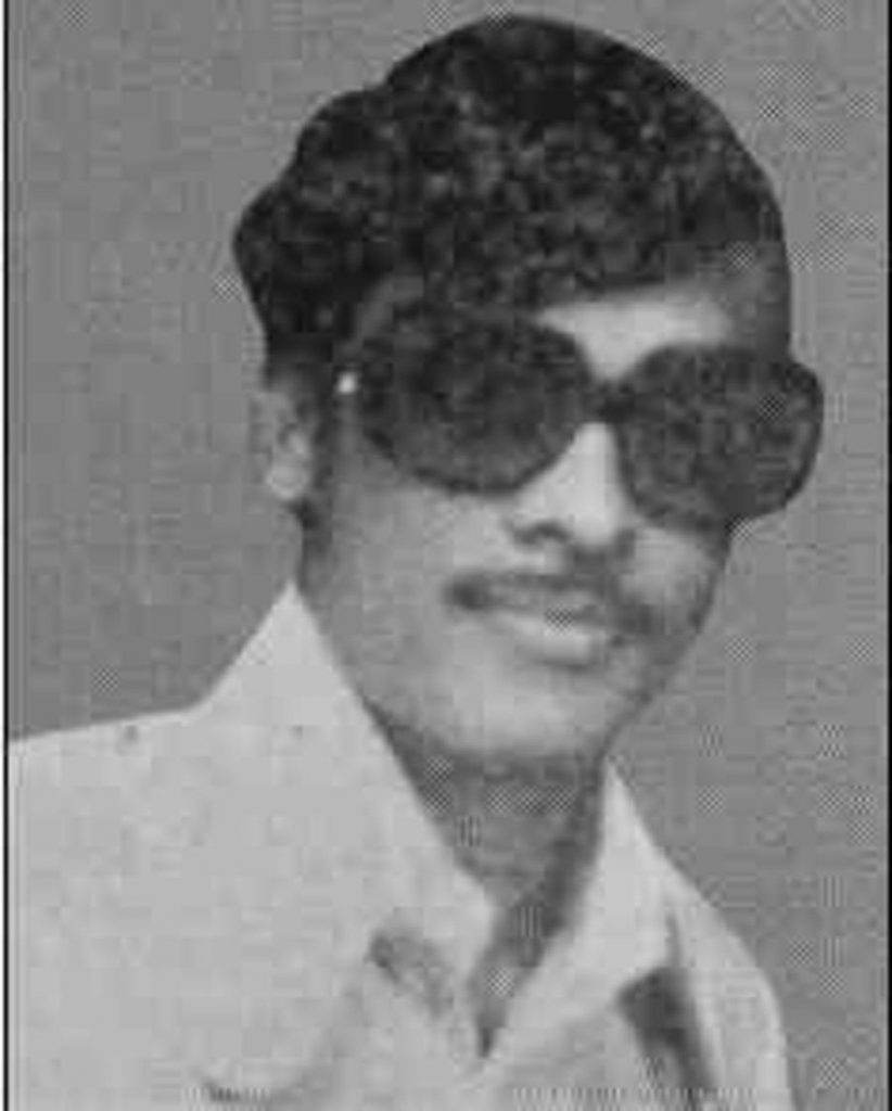 6-chiranjeevi-rare-young-age-pic