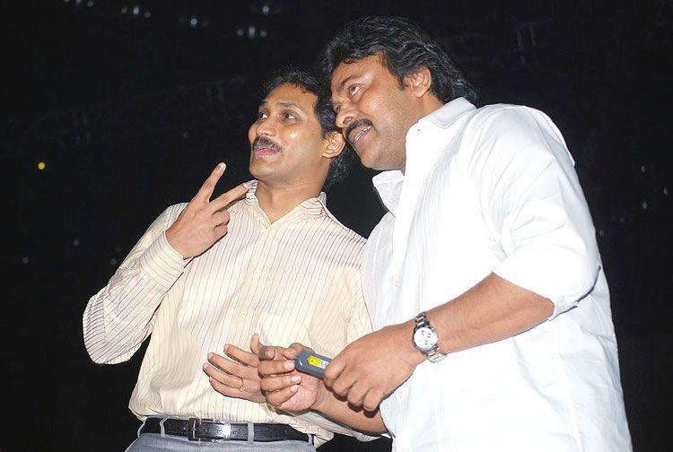 61-chiru-with-ys-jagan