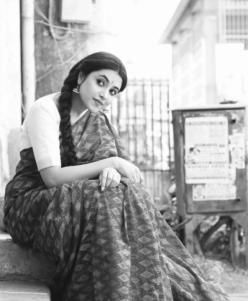 gang-leader-actress-priyanka-latest-stills-18