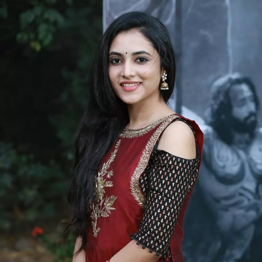 gang-leader-actress-priyanka-latest-stills-19