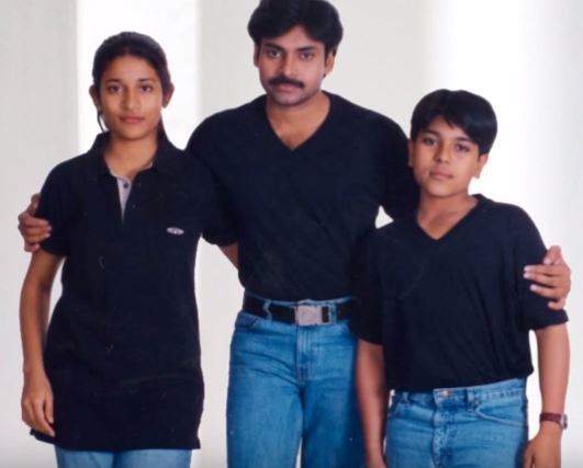 pawan-kalyan-rare-unseen-pics-18