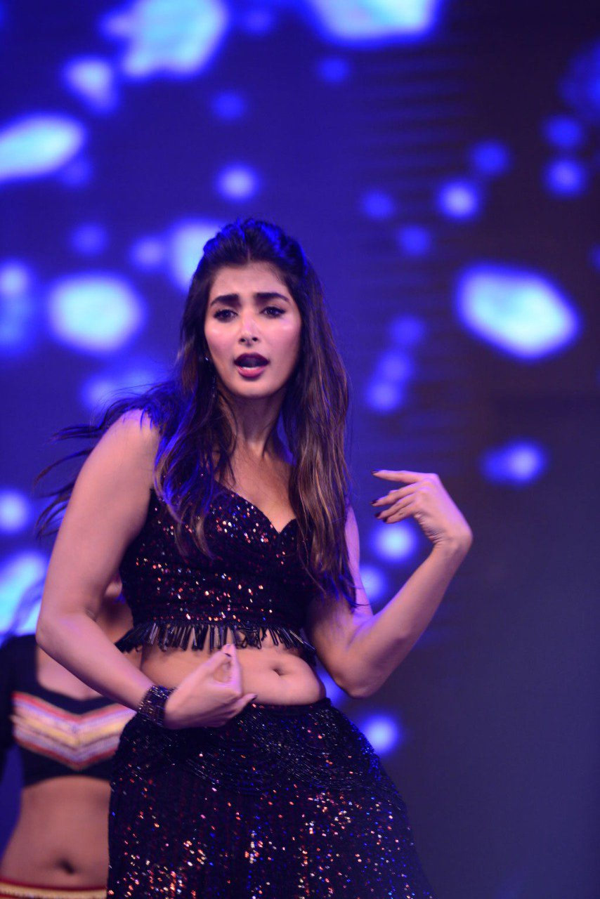 pooja-hegde-latest-pic4