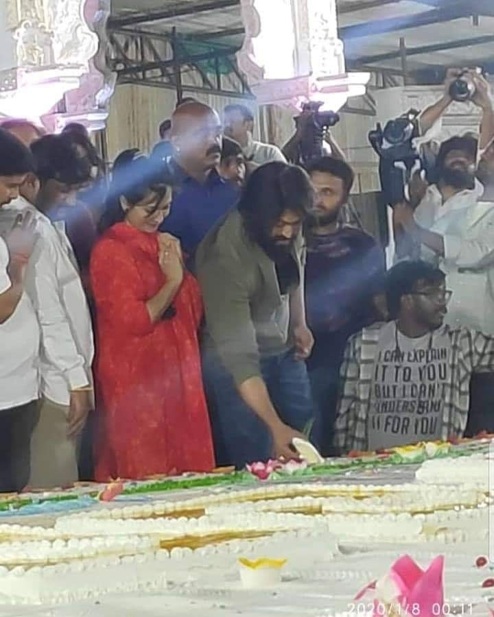 Hero Yash Birthday Celebrations Done in a huge way1