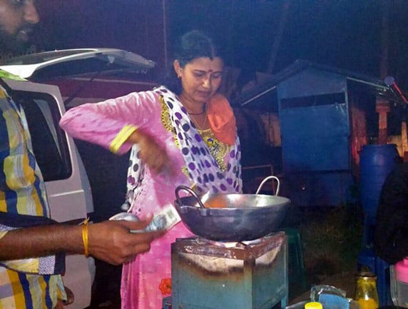 Senior Actress Kavitha Lakshmi becomes a street vendor3