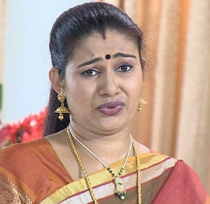 Senior Actress Kavitha Lakshmi becomes a street vendor8