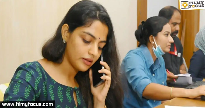 Actress Nikhila Vimal works as a volunteer for a call center1