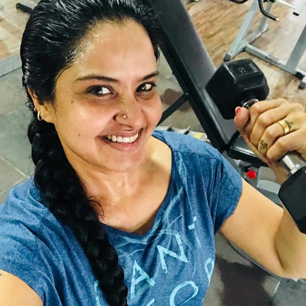 Actress Pragathi WorkoutPic1