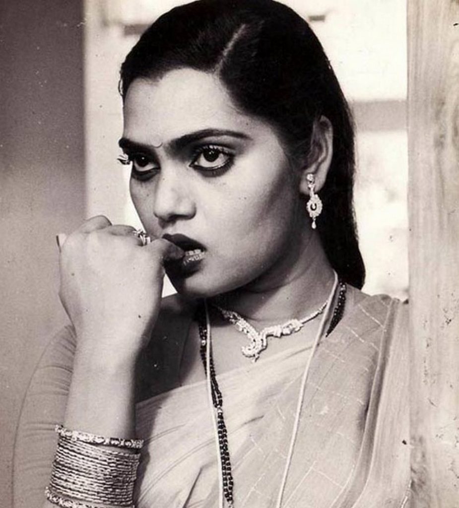 Actress Silk Smitha Stills15