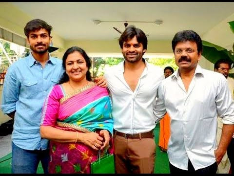 Sai Dharam Tej Family Pics6