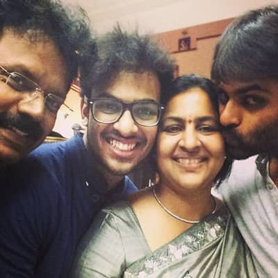 Sai Dharam Tej Family Pics9