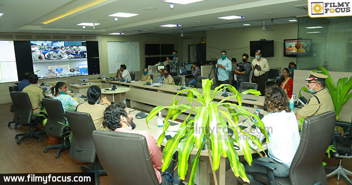 Vijay Devarakonda Interaction With Field Level Police Officers3