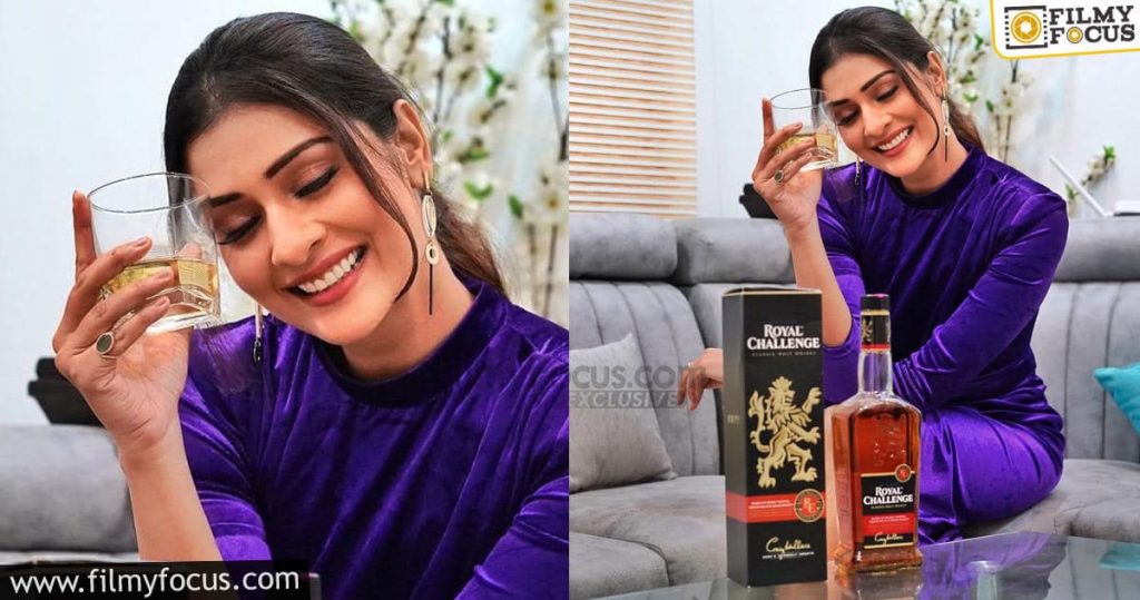 Payal Rajput Poses With Whisky Bottle1