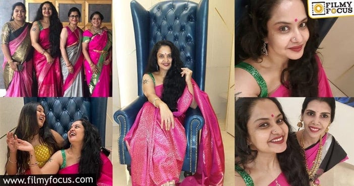 Actress Pragathi: నెట్టింట సందడి చేస్తున్న నటి ప్రగతి ఫ్యామిలీ ఫోటోలు..!