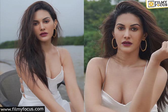 Amyra Dastur: అమైరా దస్తూర్ యమ గ్లామరస్ ఫోటోలు వైరల్..!