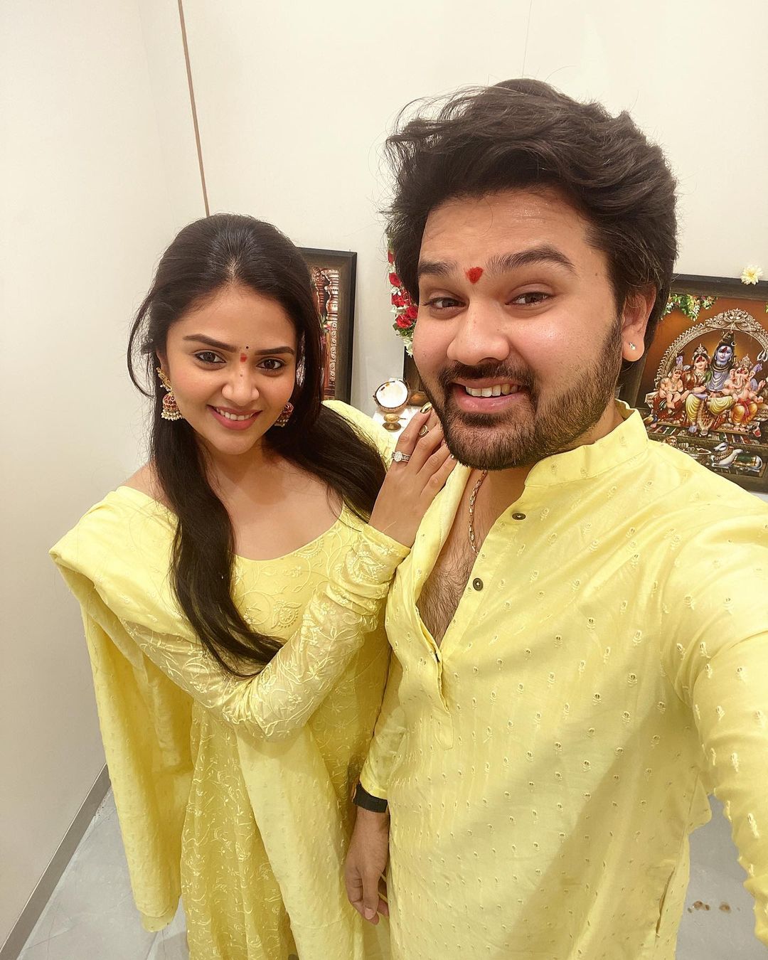 Sreemukhi brother (2)