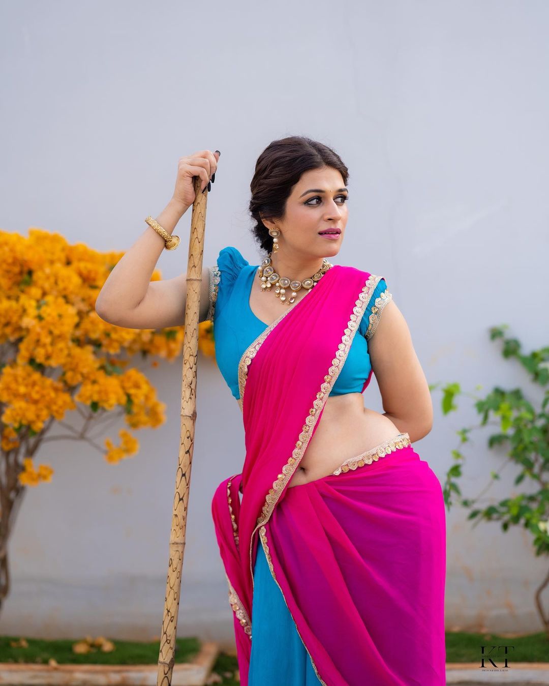 shraddha das. (2)