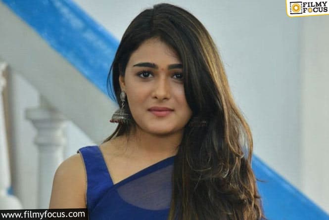 Shalini Pandey: బికినీలో అర్జున్ రెడ్డి బ్యూటీ షాలిని పాండే బీభత్సం..వైరల్ అవుతున్న లేటెస్ట్ ఫోటోలు!