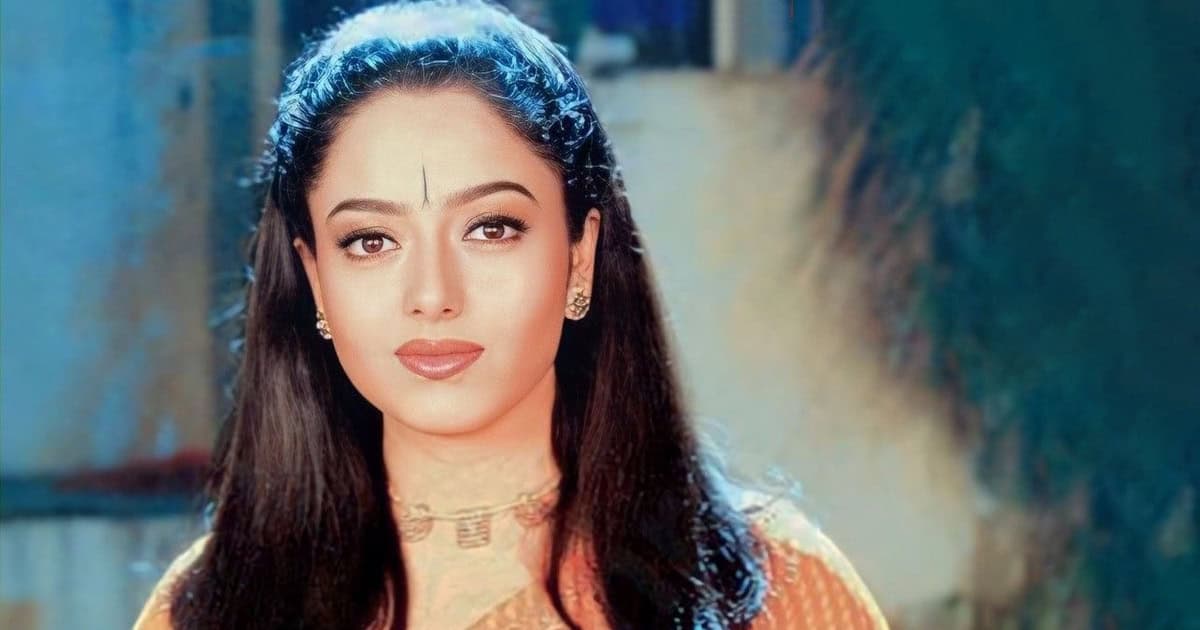Once Again Rashmika Comparing With Soundarya (1)