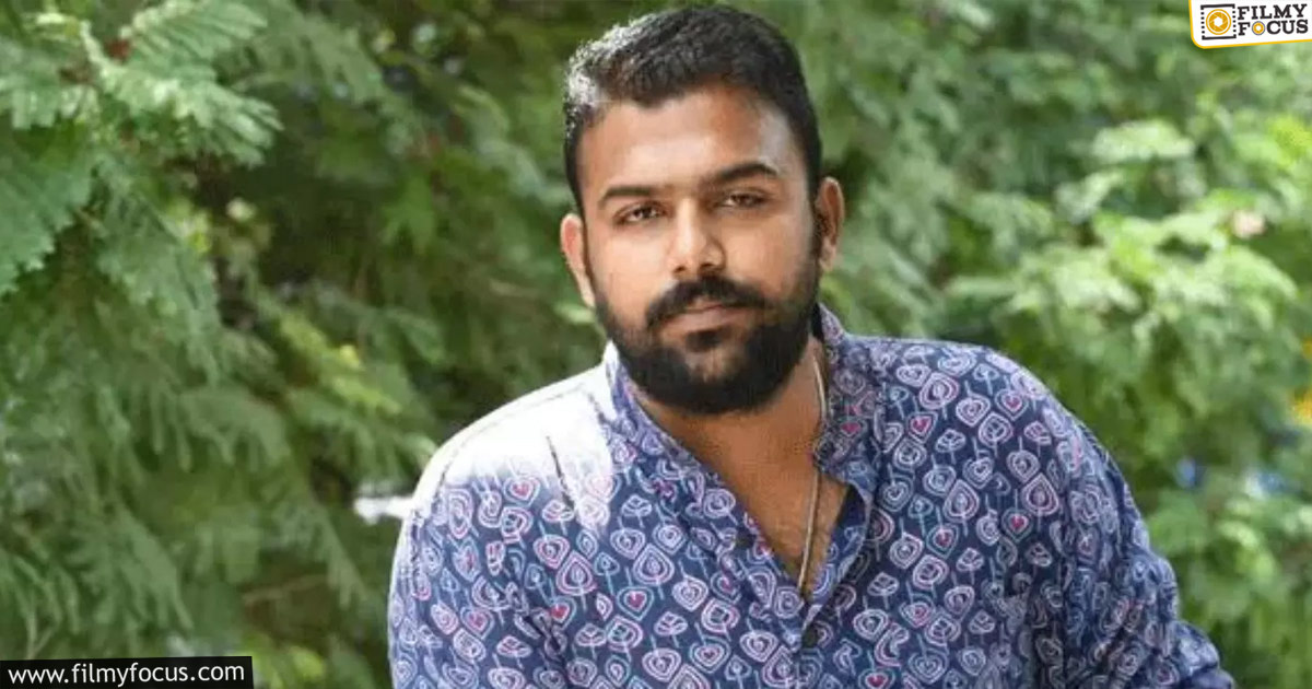 Once Again Telugu Director Planning for Vijay Devarakonda