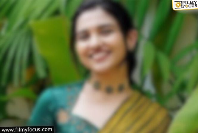 ఆ డైరెక్టర్ నాపై చేయి చేసుకున్నాడు.. స్టార్ హీరోయిన్ ఓల్డ్ కామెంట్స్ వైరల్!