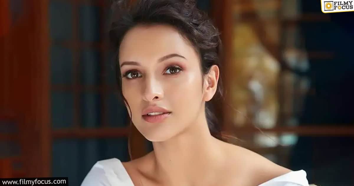 Triptii Dimri Demands Huge Remuneration For Spirit Movie (1)