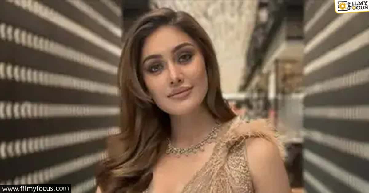acterss shefali jariwala passed away2