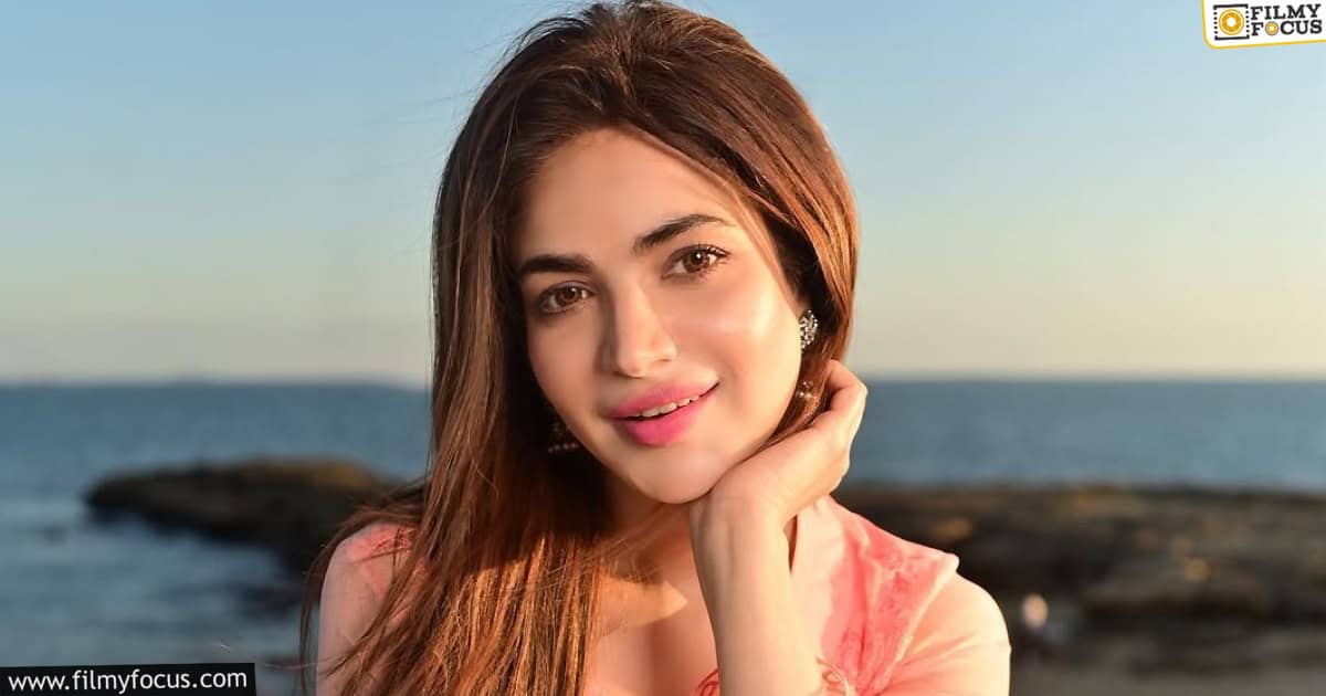 Actress Humaira Asghar body found in flat