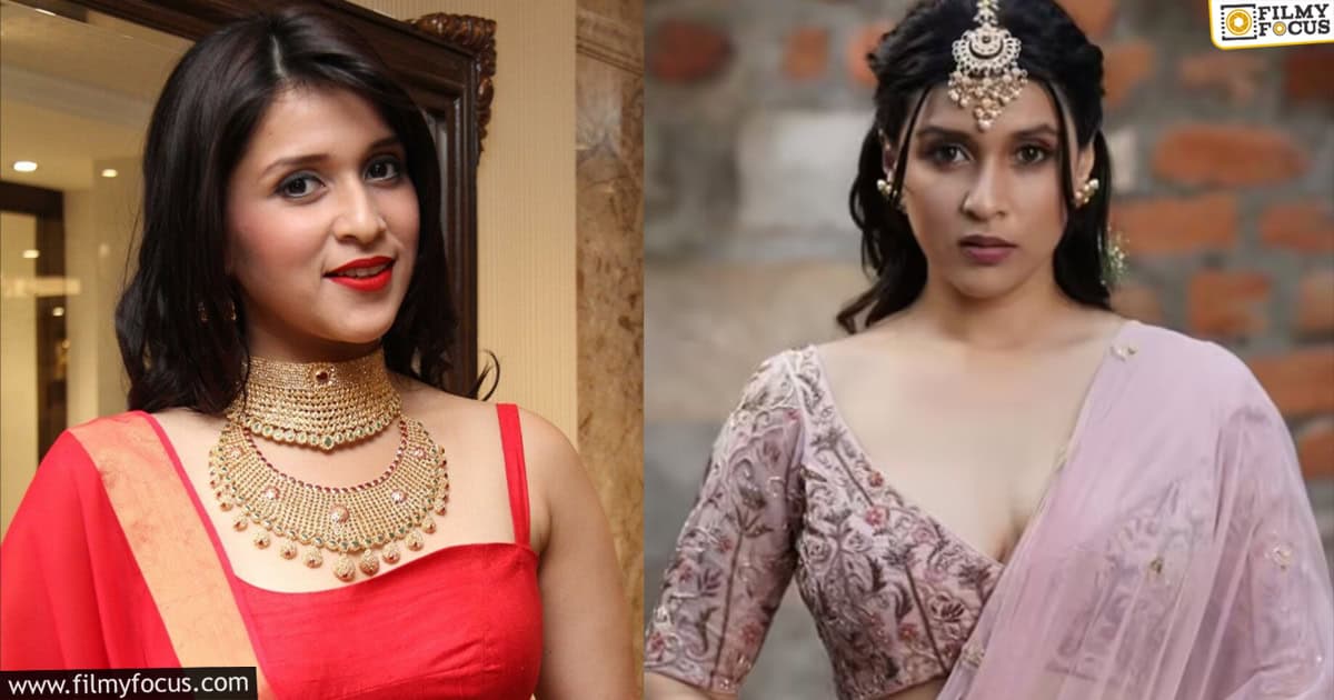 Mannara Chopra missed Ismart Shankar movie offer