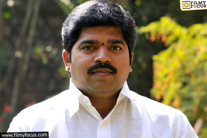 భార్యాభర్తల పై దాడి.. ప్రముఖ నిర్మాత అరెస్ట్