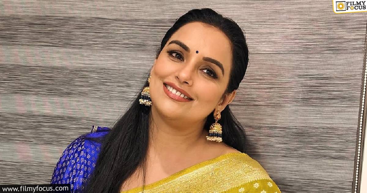 shwetha menon