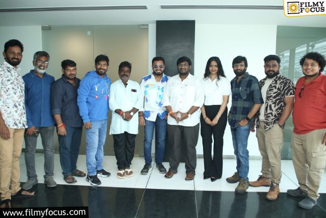 ప్రముఖ నటుడు మురళీ మోహన్ చేతుల మీదుగా ‘మటన్ సూప్’ నుంచి మంచి మాస్ ఎనర్జిటిక్ సాంగ్ ‘కల్లు కొట్టు కాడ’ విడుదల