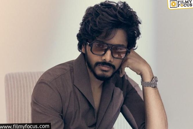 Teja Sajja: స్టార్‌ హీరోతో జరిగిన ఫన్నీమూమెంట్‌ షేర్‌ చేసుకున్న తేజ సజ్జా