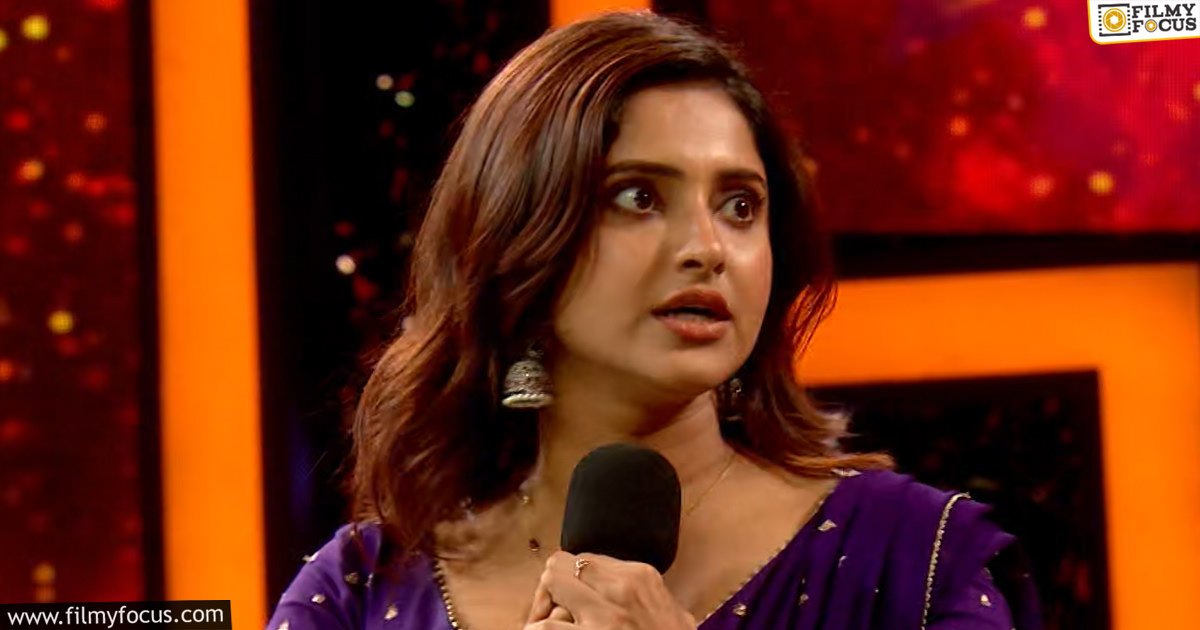 Bigg Boss 9 Telugu Ayesha Zeenath Comments goes viral