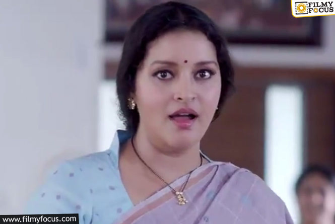 Renu Desai: అత్తగా మారుతున్న రేణు దేశాయ్‌… సన్యాసం కోసం తీసుకుంటానంటూ..