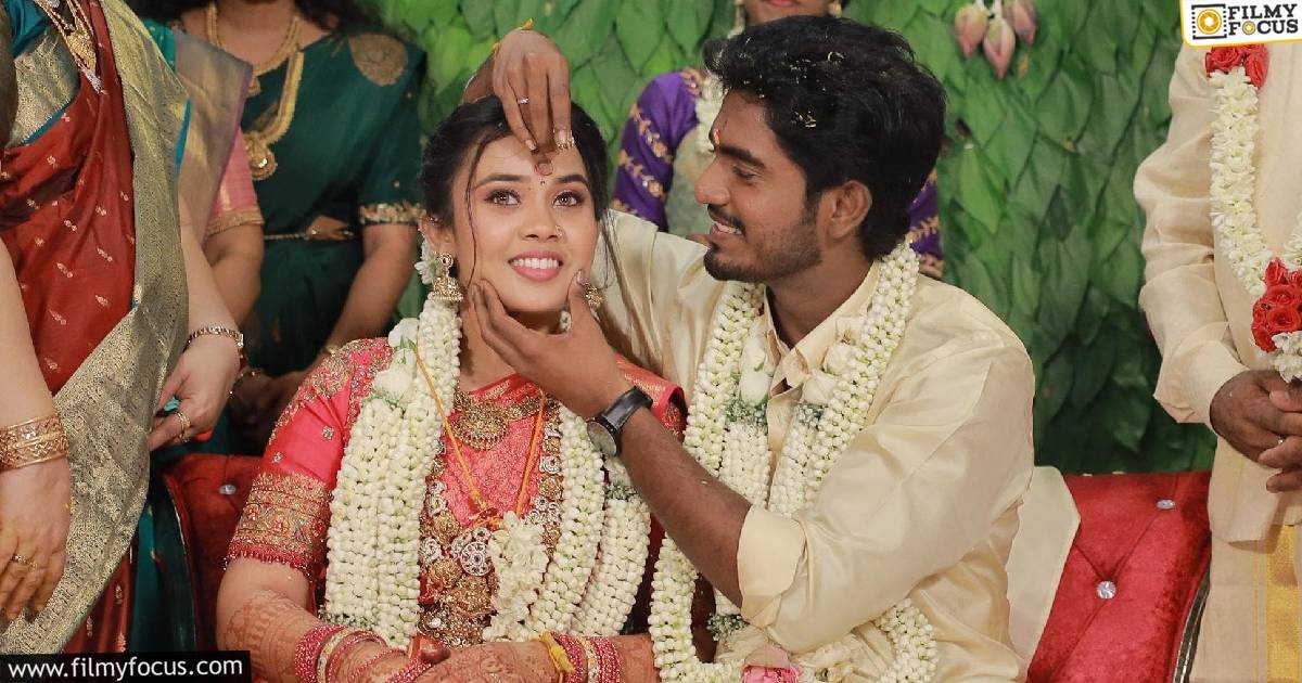 tourist family director marriage