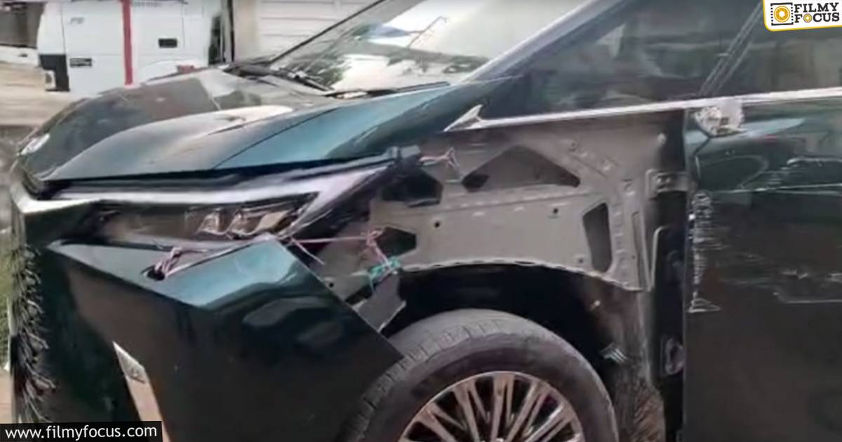vijay devarakonda met with accident