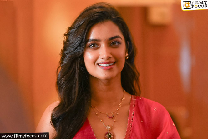 Bhagyashri Borse: భాగ్యశ్రీ బోర్సే కు అందం అభినయం రెండూ ఉన్నాయి, కానీ కాలం కలిసి రావట్లేదు..!