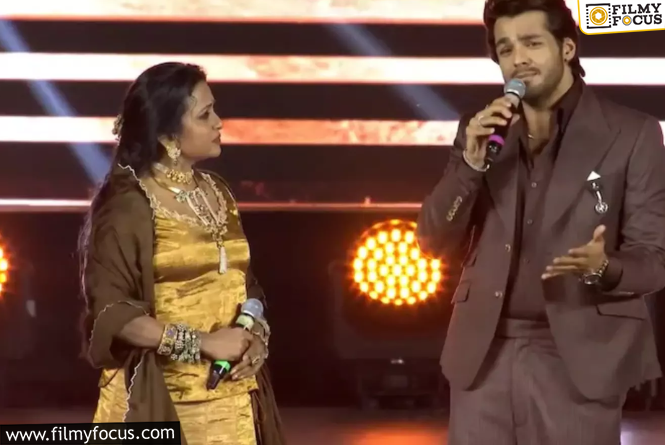 VARANASI ఈవెంట్.. నమ్మినోడే సగం దెబ్బేశాడు